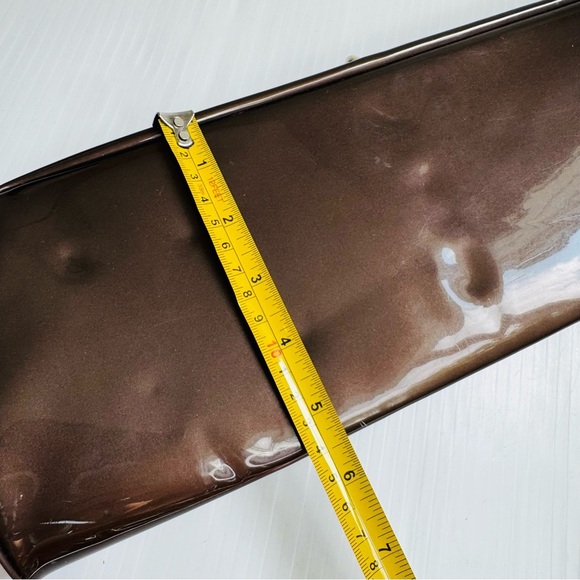 Vintage Patent Elegant Brown Clutch long length - Picture 9 of 9
